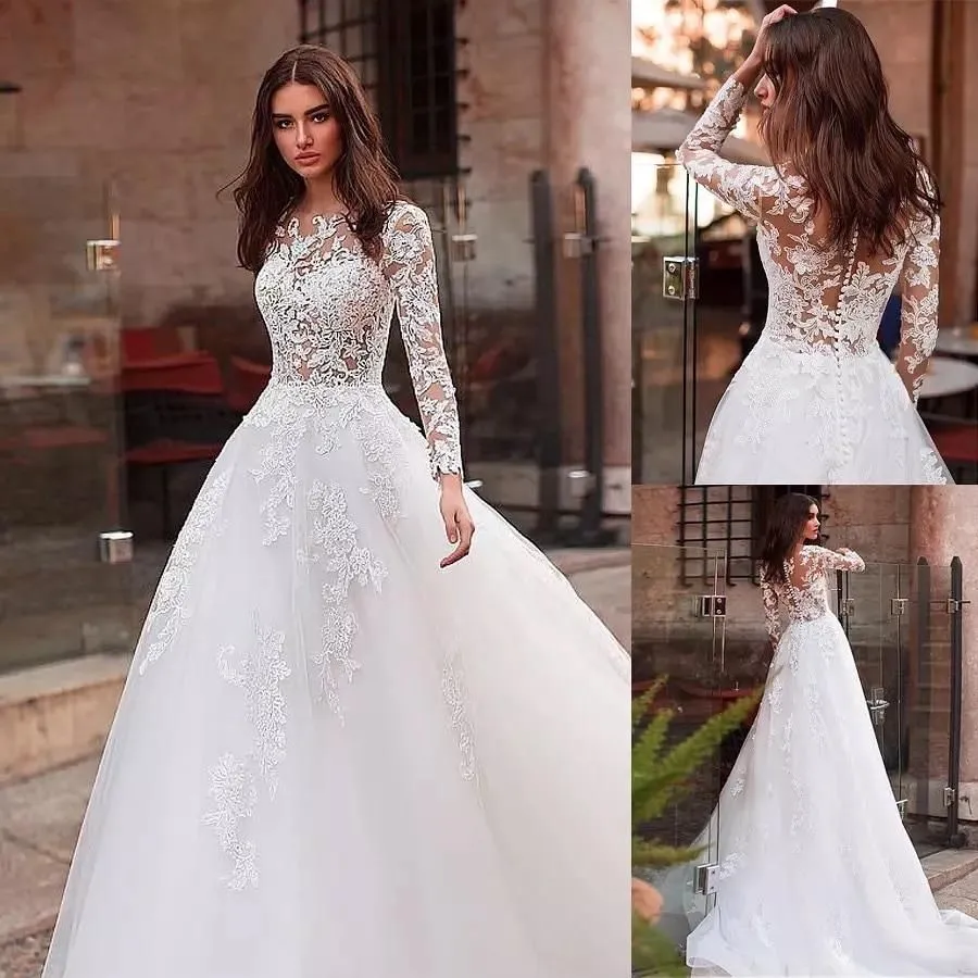 Boho Long Sleeves Wedding Dress Lace Appliqued Gown