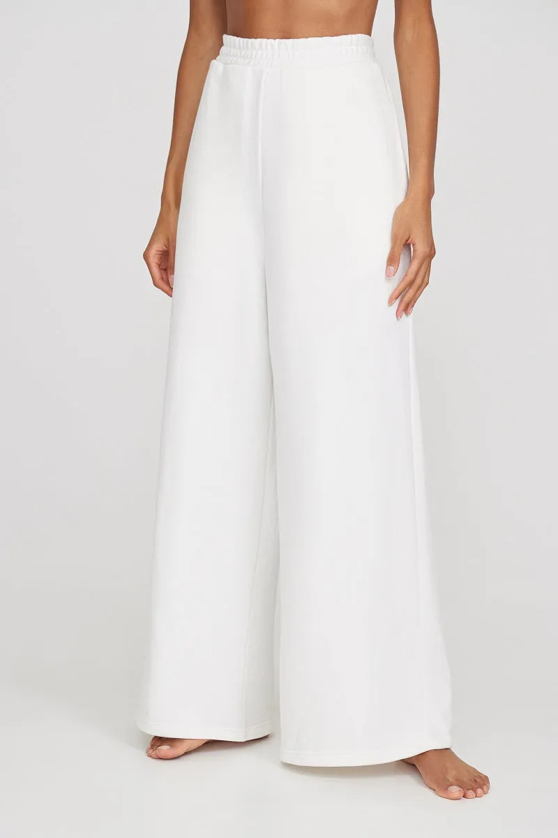 Loose pants