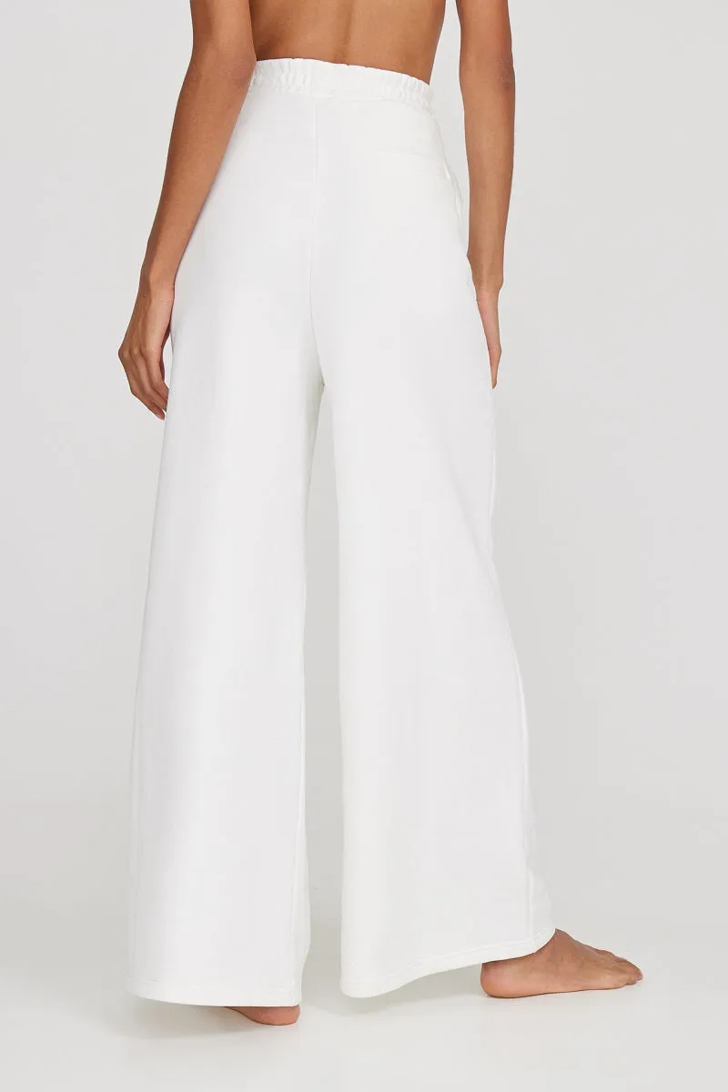 Loose pants
