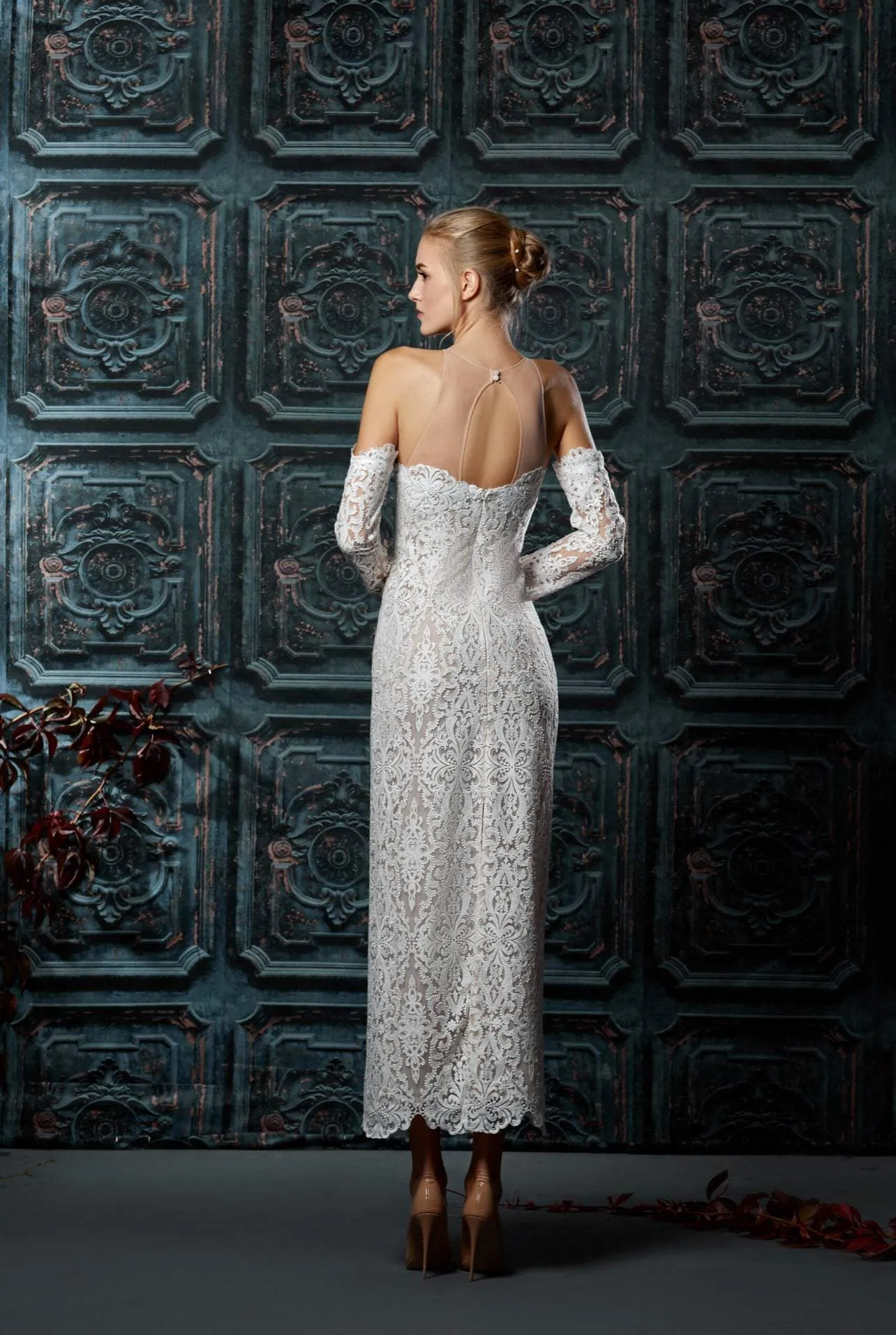 Smoky White Wedding Dress