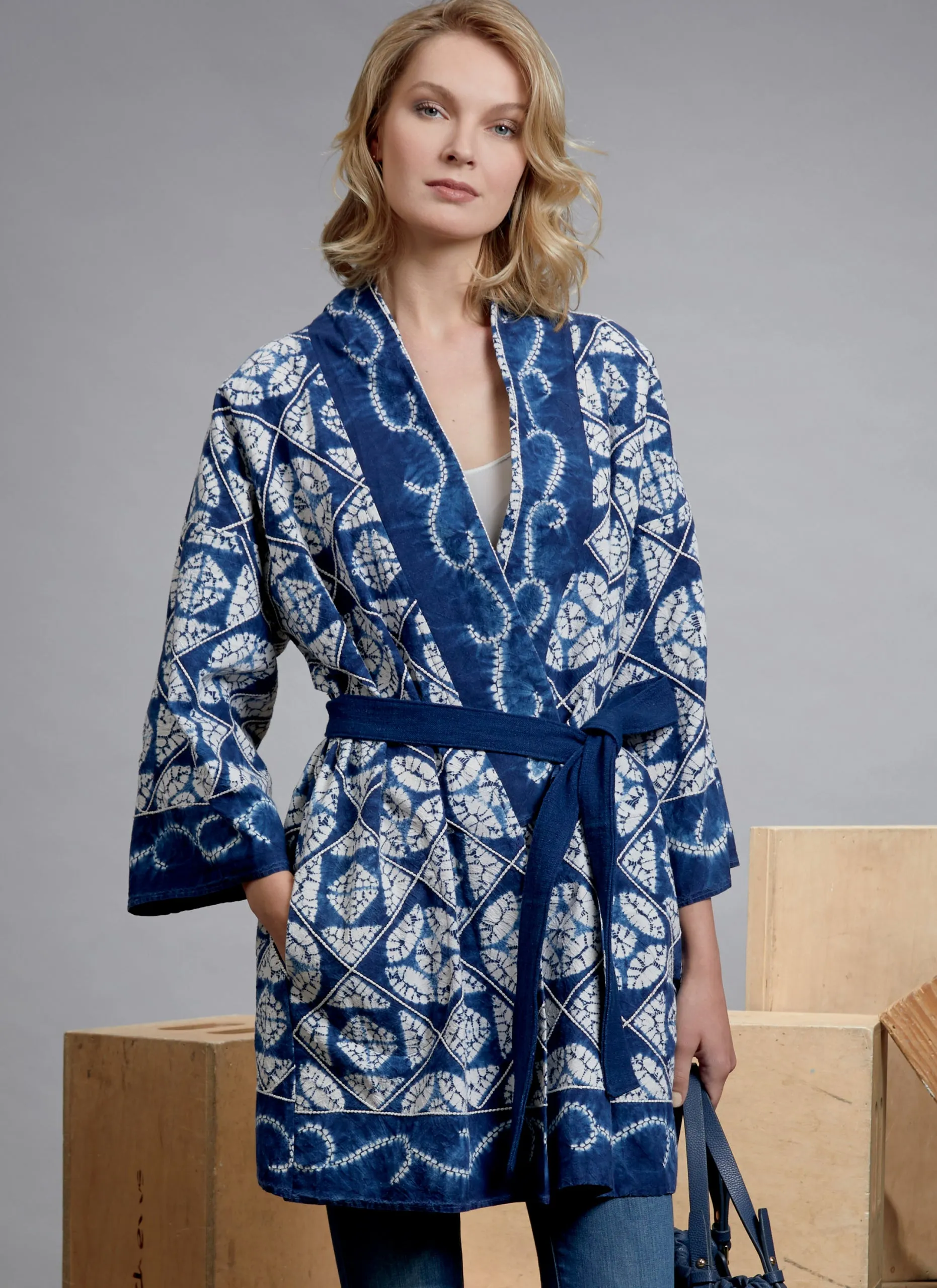 Vogue Pattern V1610 Misses' Kimono and Belts