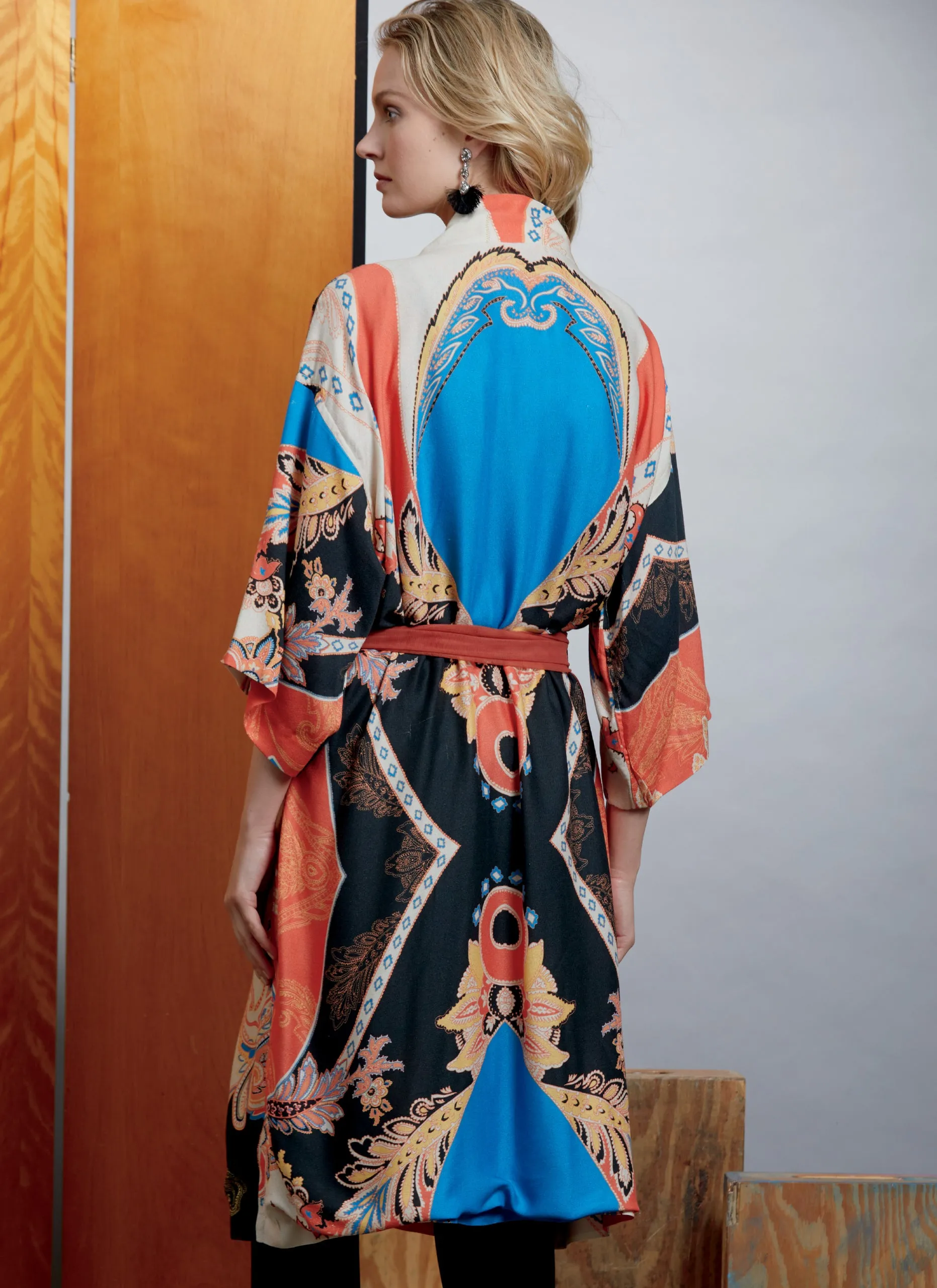 Vogue Pattern V1610 Misses' Kimono and Belts